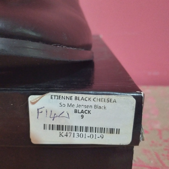 (Vegan) Etienne Black Chelsea 'Jensen' boot - size 9 (non-leather) - Picture 10 of 12